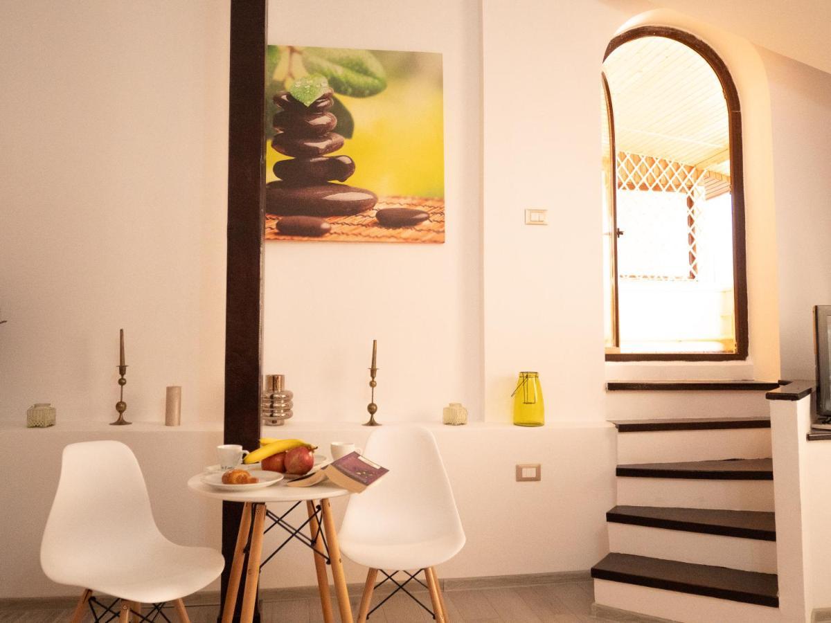One Love Terrace Apartment Boekarest Buitenkant foto